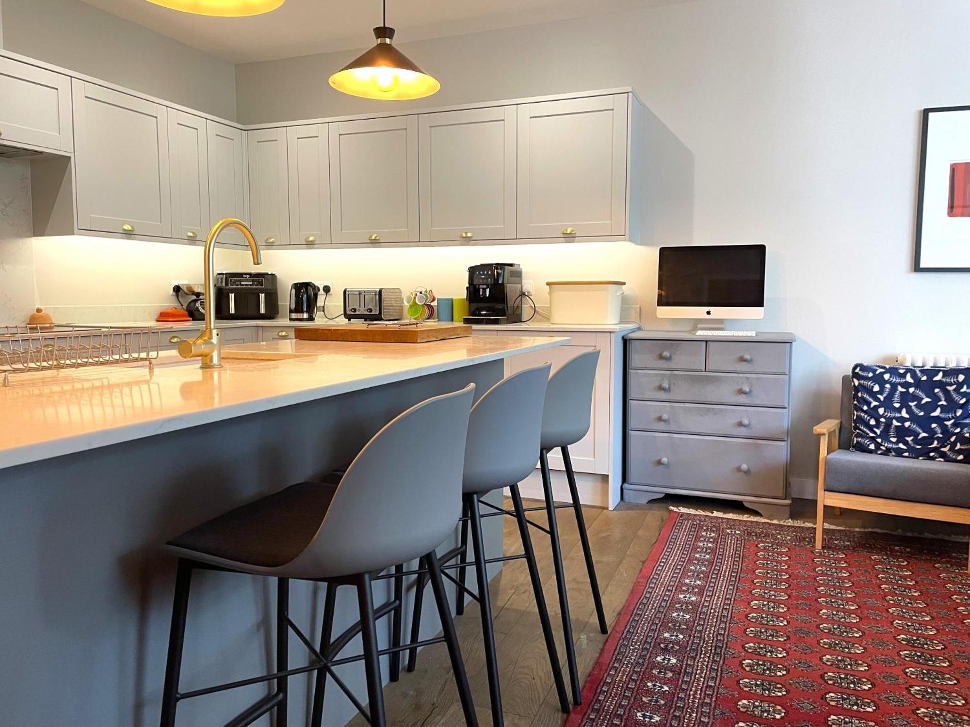 Hampton Hall - Wonderful Converted In Redland Сasa de vacaciones