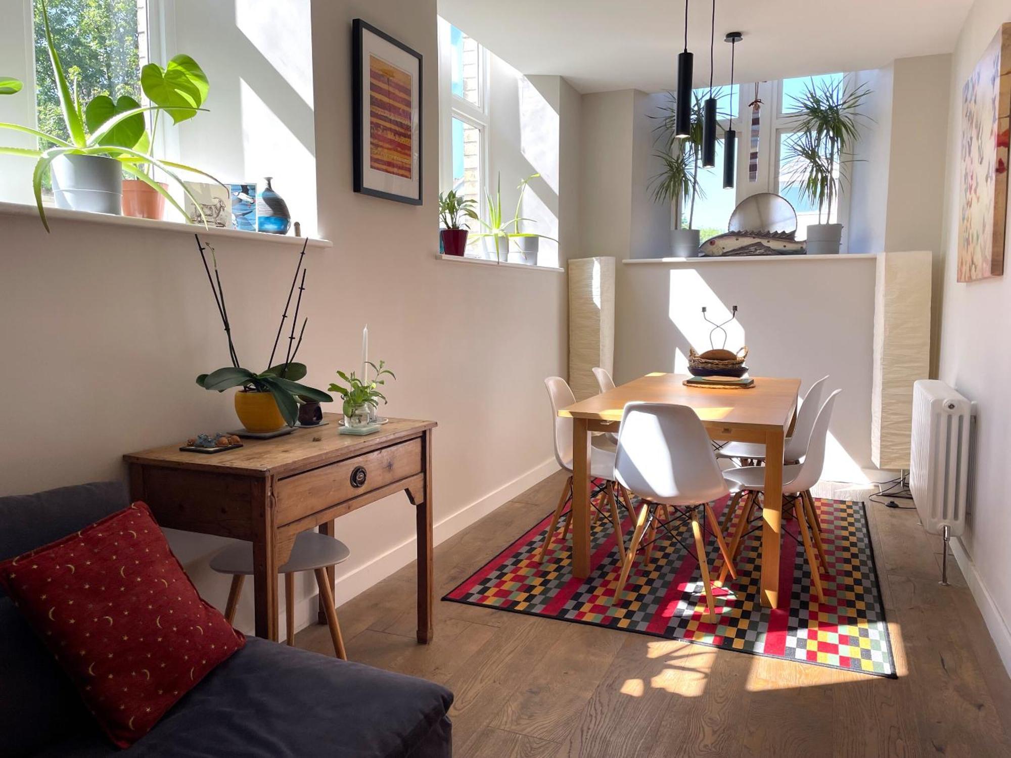 Hampton Hall - Wonderful Converted In Redland